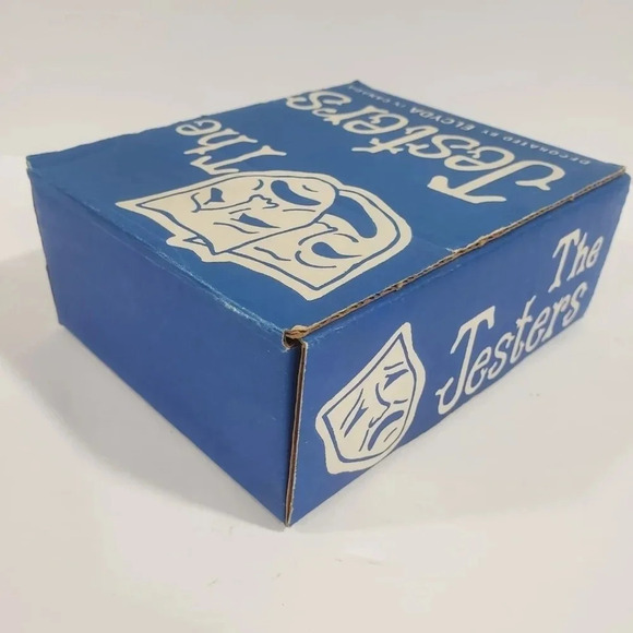 Vtg The Jesters Set of 4 Shot  Glasses. - Picture 2 of 10